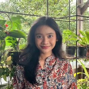 Nari Trisnari - Nana